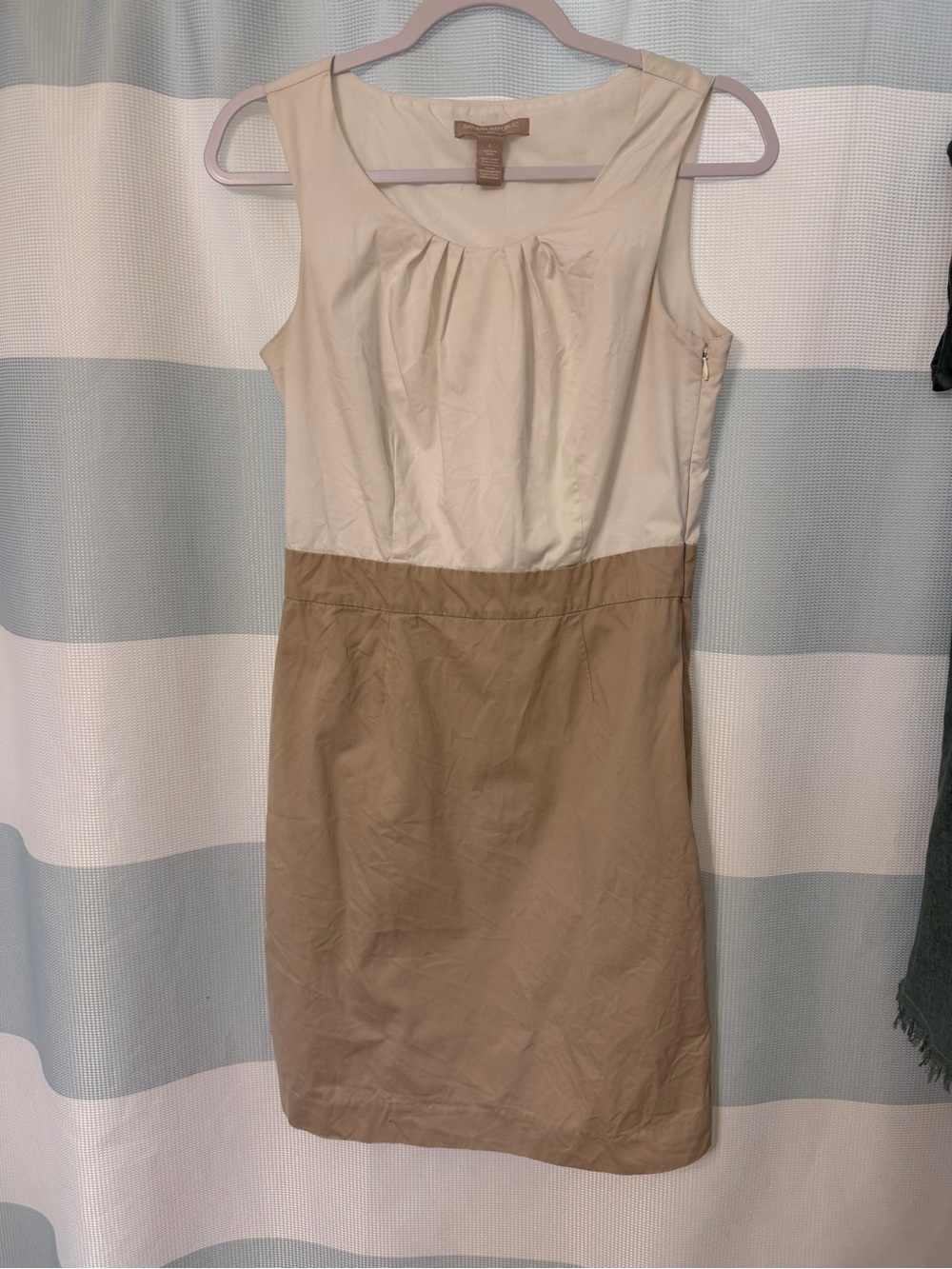 Banana Republic Two-Tone Cream and Tan Sleeveless Sheath Dress